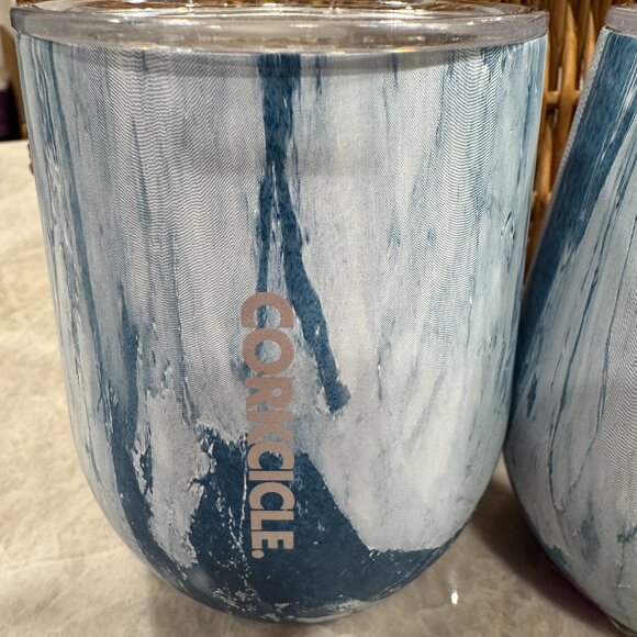 Corkcicle Stemless Insulated Wine Glass Tumbler Blue Marble Set of 2 - Picture 2 of 9